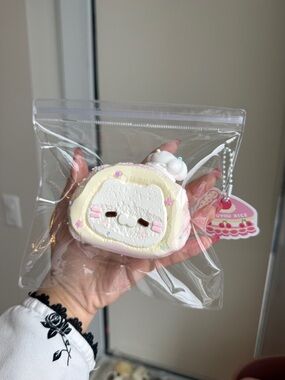 Squishy toy-piggy cake